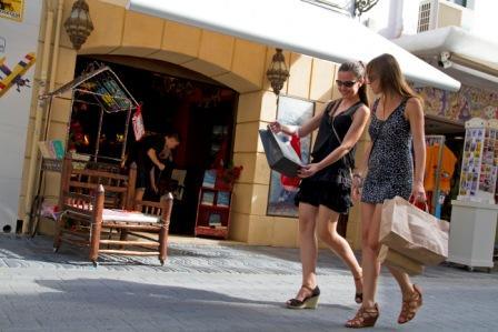 El comercio tradicional de cambrils frente a las grandes superficies