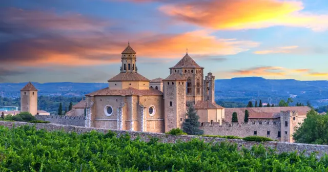 El monasterio de poblet espiritualidad y patrimonio