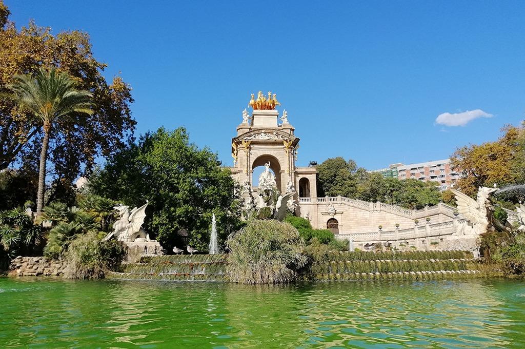 El parc de la ciutadella pulmon verde de barcelona