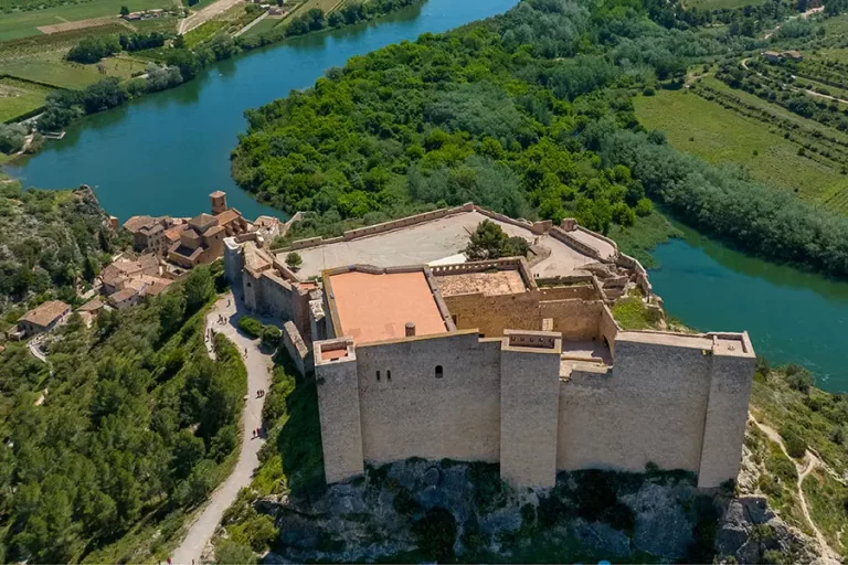 Miravet y su castillo templario