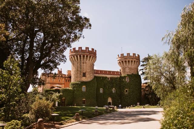 No creeras la historia que esconde el castillo de peralada