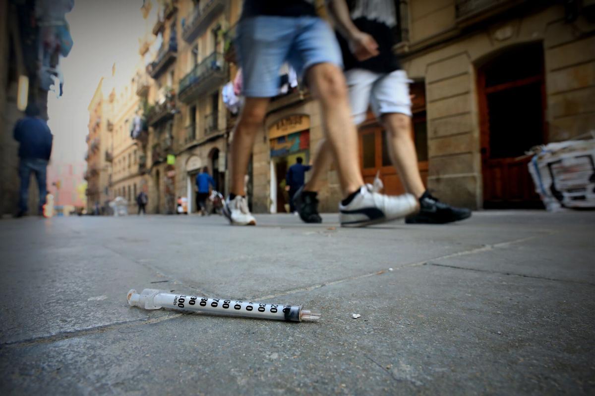 Barcelona alcanza casi 70,000 jeringuillas recogidas en la calle, triplicando su cifra en tres años