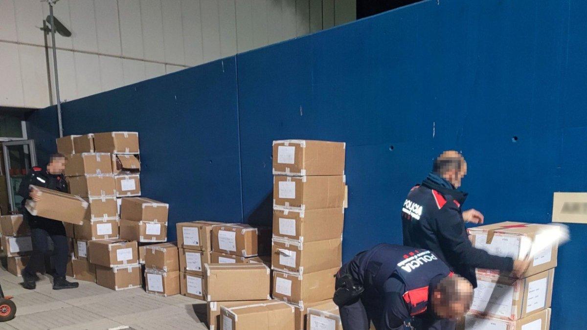 Cuatro hombres arrestados en Tarragona por robar ropa de un camión valorada en 386,000 euros