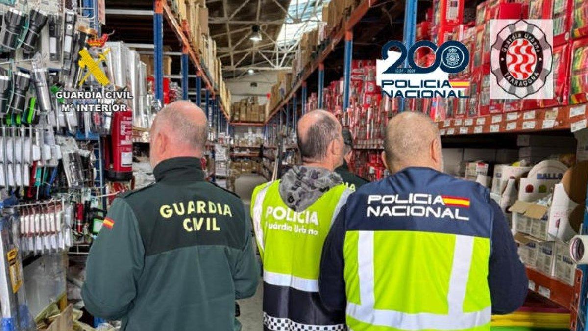 Macrooperativo navideño: La Guardia Civil incauta más de 3,200 productos ilegales en Tarragona