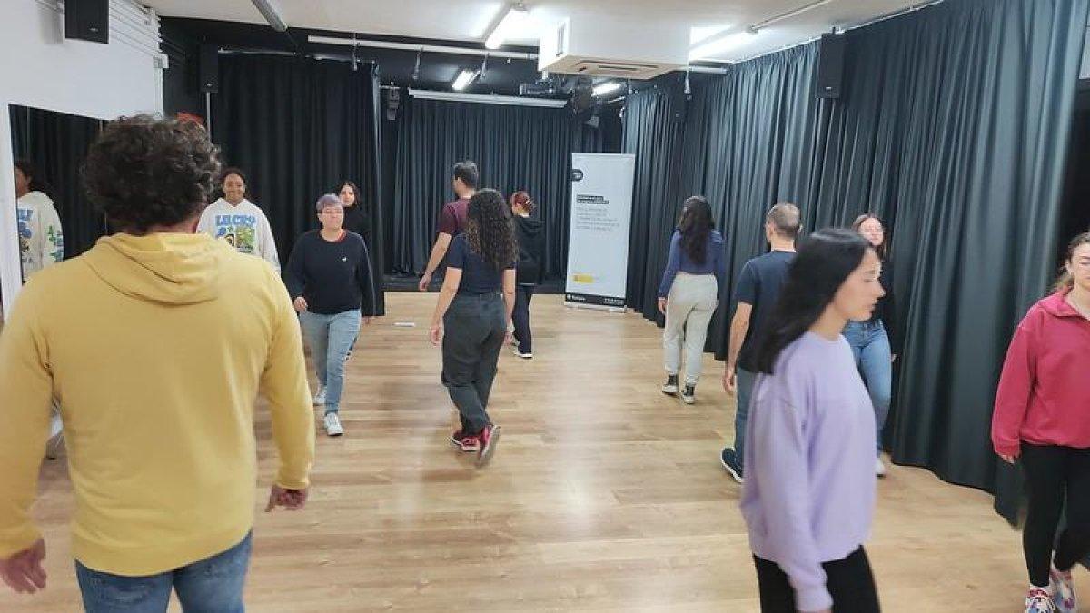 Descubre el Laboratorio Teatral Gratuito para Jóvenes en Tarragona Jove