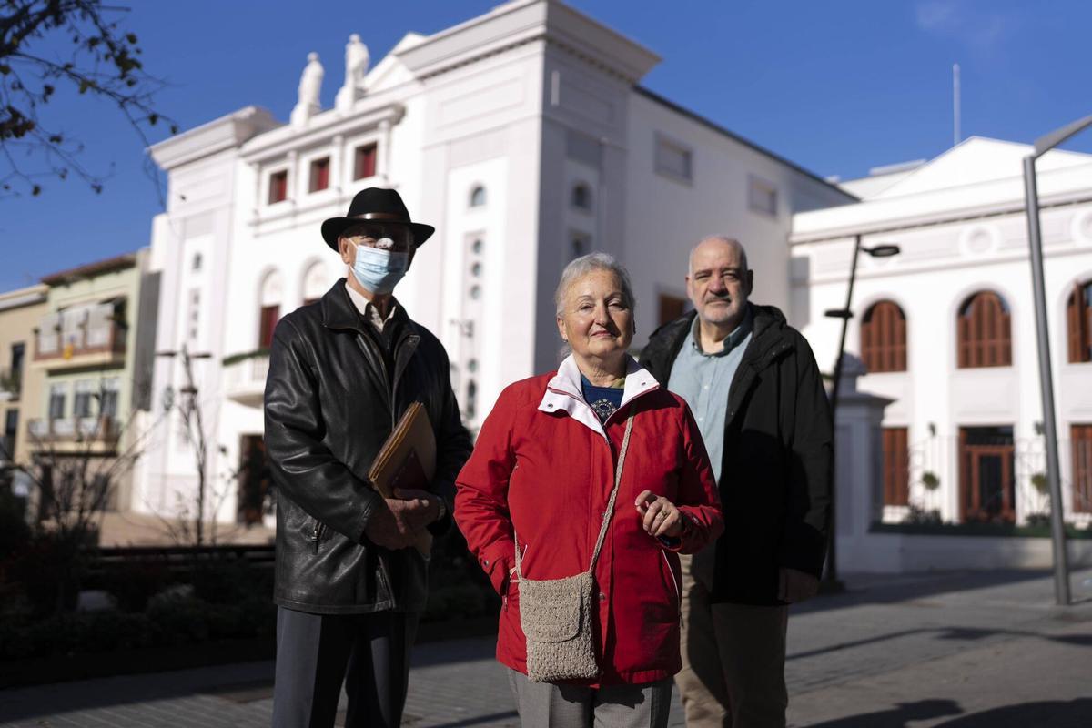 Reapertura del Casino de Rubí: La alegría del vecindario tras 10 años cerrado y las ganas de volver a bailar