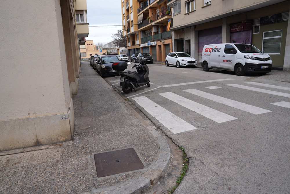 Mejoras en las aceras del Carrer del Rosselló: Accesibilidad para todos