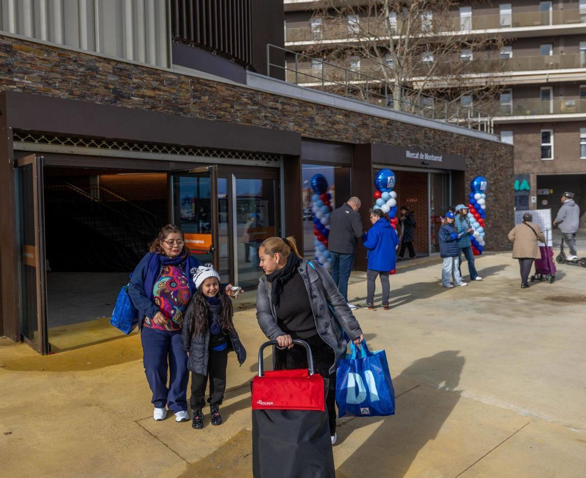 El Mercat de Montserrat Inaugurará con Varios Espacios Vacíos: ¿Qué Sucederá?