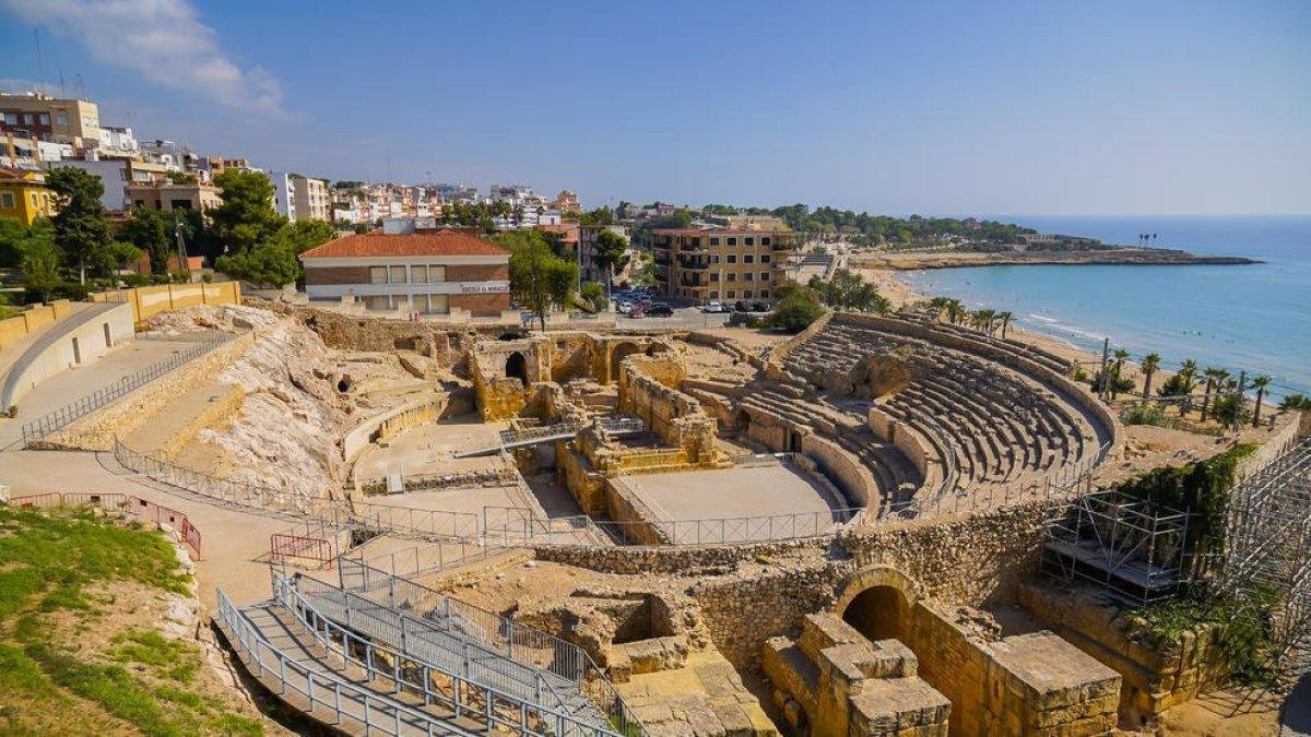 Descubre Tarragona: La Escapada Perfecta de Semana Santa para los Catalanes