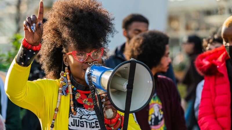 Girona se une al Fons Català en la lucha contra la persecución LGTBI en Senegal