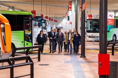 Descubre cómo Lleida se transforma en una ciudad sostenible con transporte público intermodal y cohesión urbana