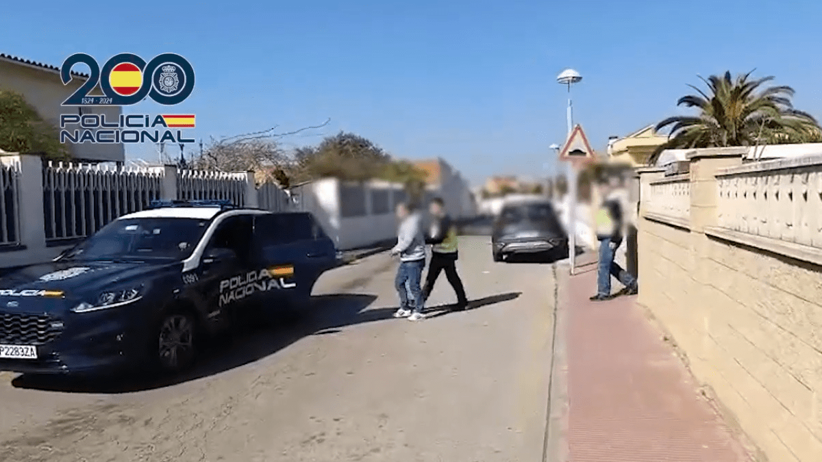 Capturan en Tarragona a dos atracadores que asaltaron una joyería con arma de fuego