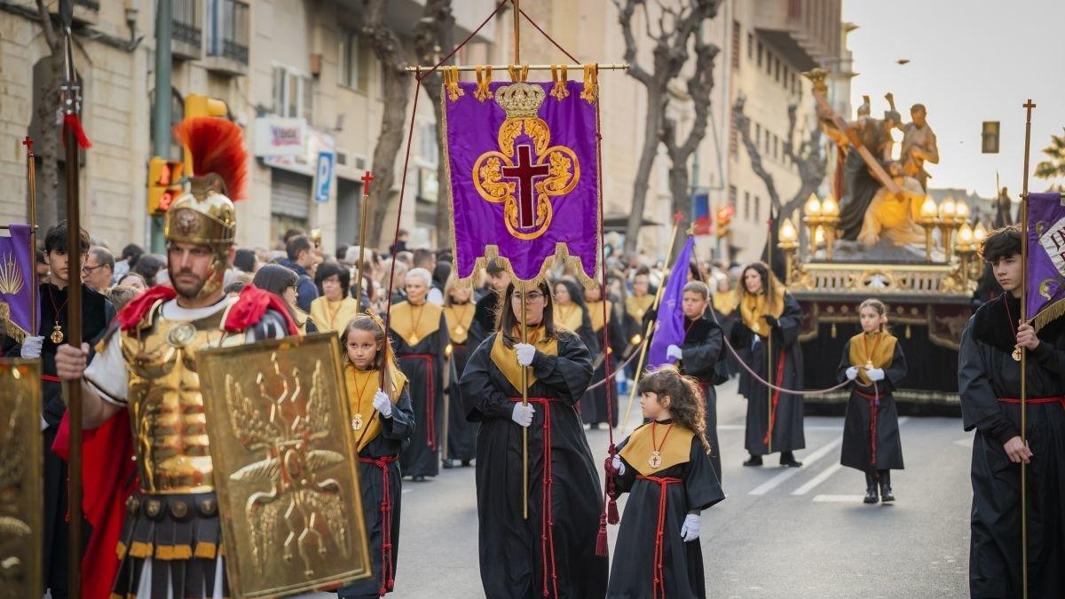 La Profunda Devoción hacia Jesús de Nazaret: Un Viaje Espiritual