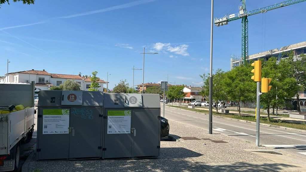 Girona Amplía sus Áreas de Emergencia de Residuos en Barrios con Sistema de Recogida Puerta a Puerta