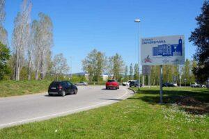 Girona Potencia Su Identidad Universitaria con Nueva Señalización en los Accesos a la Ciudad