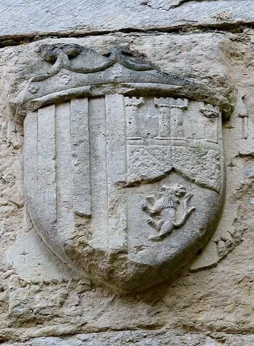 La restauración del escudo de la reina Joana de la Torre Gironella: un proyecto del Ayuntamiento de Girona