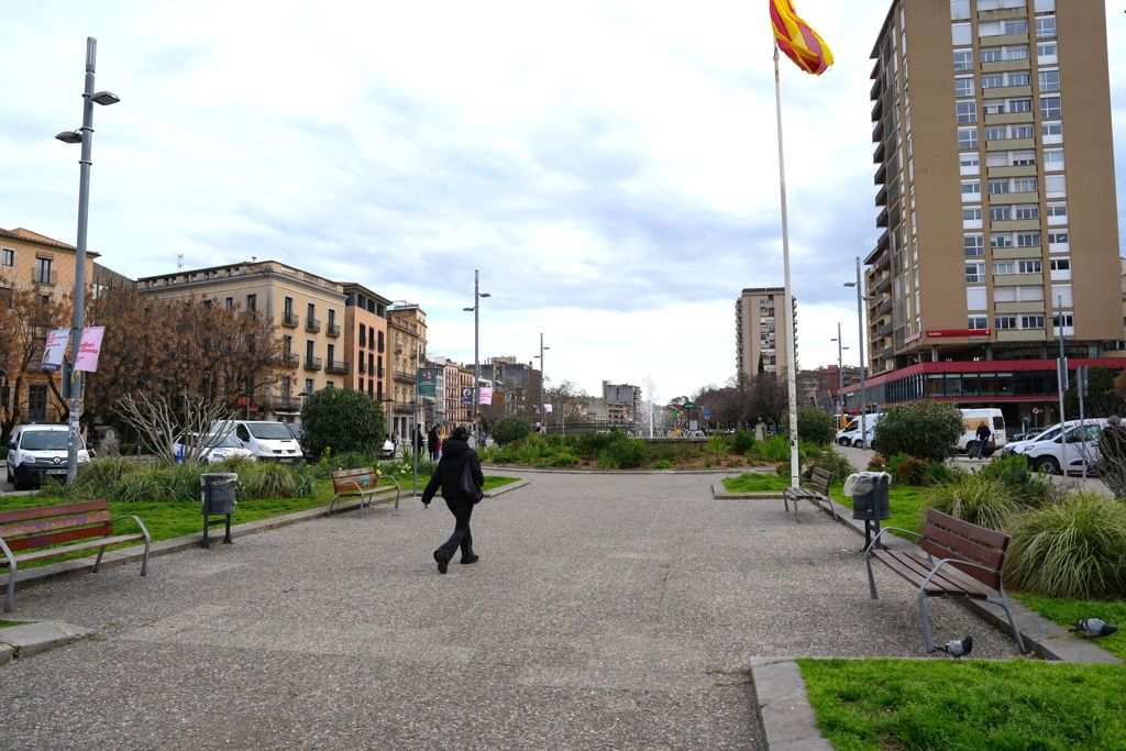 Sesión Abierta del Ayuntamiento de Girona sobre la Pacificación de la Plaza de Catalunya: Participa y Contribuye a la Transformación Urbana
