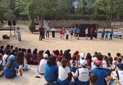 "Cómo 'La Aventura de la Vida' Fomenta Competencias Sociales y Cultura de Paz en las Escuelas de Lleida"