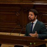 El Parlament rechaza las propuestas de Vox: eliminación del SOC, recortes fiscales y restricciones a ayudas para inmigrantes ilegales