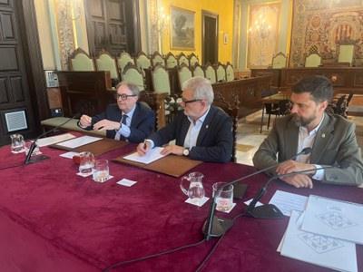 Convenio entre la Paeria y Fundación "la Caixa" para impulsar Centros Senior y combatir la soledad no deseada