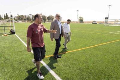 Últimos avances en la renovación del campo de fútbol de los Mangraners: ¡descubre las mejoras!