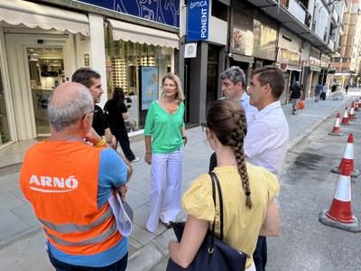 Concluyen las obras de ampliación de la acera en la calle Pi i Margall: mejora en la seguridad y movilidad urbana