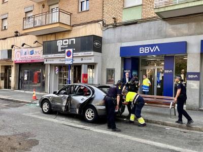 Explosión accidental en coche estacionado en Lluís Companys deja 5 heridos