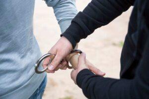 Detención de dos personas en Girona por apropiación indebida: lo que necesitas saber