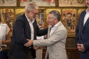 Lleida se consolida como imán de inversión internacional con la nueva planta de NIPRO, destaca Fèlix Larrosa