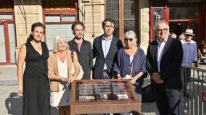 El Eixample rinde homenaje a Salvador Puig i Antich con un faristol en el lugar de su detención