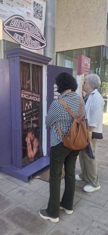 Campaña de Sensibilización en Lleida: Combatiendo la Explotación Sexual y el Tráfico de Mujeres