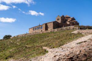 Mejoras y Proyectos de Investigación en el Cim de la Mola: Preservación del Patrimonio Natural y Cultural por la Diputació de Barcelona