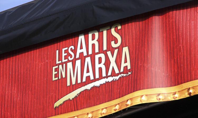 LES ARTS EN MARXA: Teatro Profesional en Pueblos de Catalunya Sin Infraestructura Escénica Este Septiembre