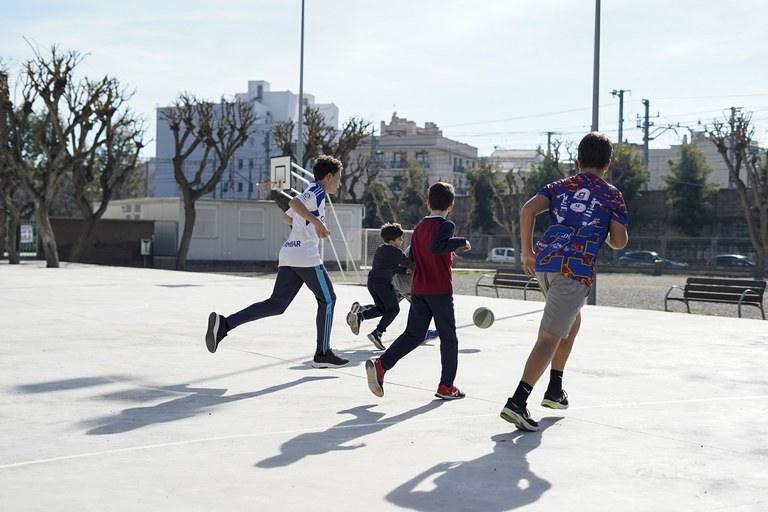 Descubre el regreso de los Patis Oberts: actividades este fin de semana en cinco escuelas de la ciudad