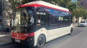 TMB lanza su primer autobús eléctrico para barrios: una revolución en el transporte sostenible