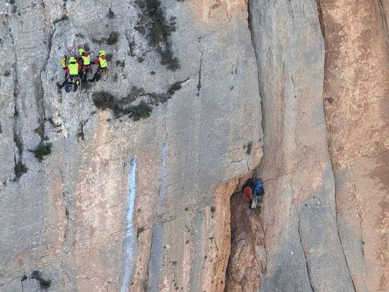 Rescat d'escaladors al congost de Mont rebei: Bombers de la Generalitat salven dues persones a 400 metres d'altura