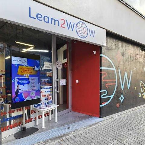 Learn2Wow celebra diez años de enseñanza de idiomas y consolida su presencia en el Guinardó