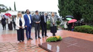 La Diputación de Barcelona reafirma su compromiso con el legado de Josep Tarradellas mediante la rehabilitación de su tumba en Cervelló