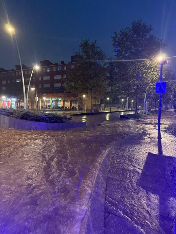 La intensa lluvia causa múltiples alteraciones en las vías de Tarragona